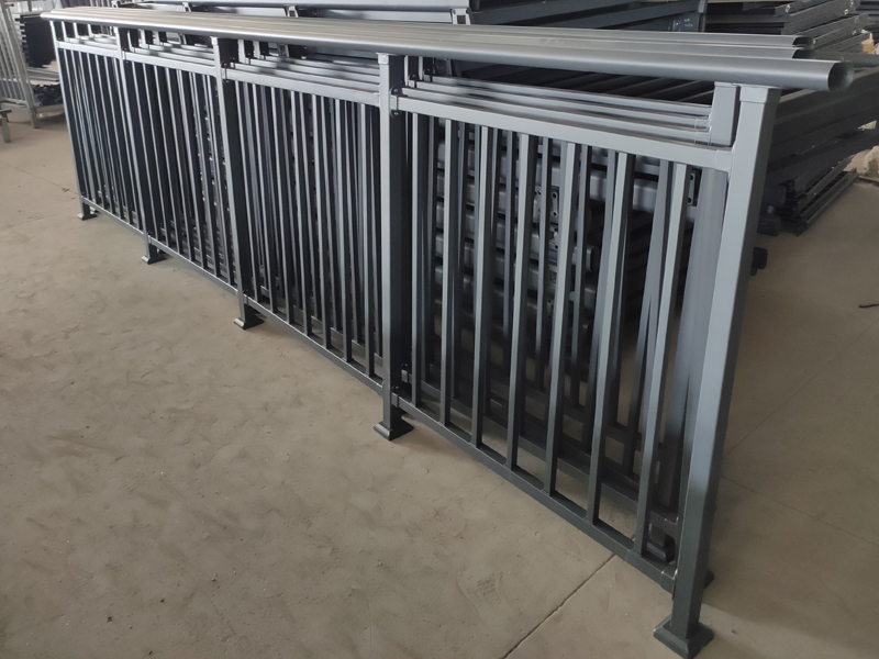 新型陽臺(tái)護(hù)欄