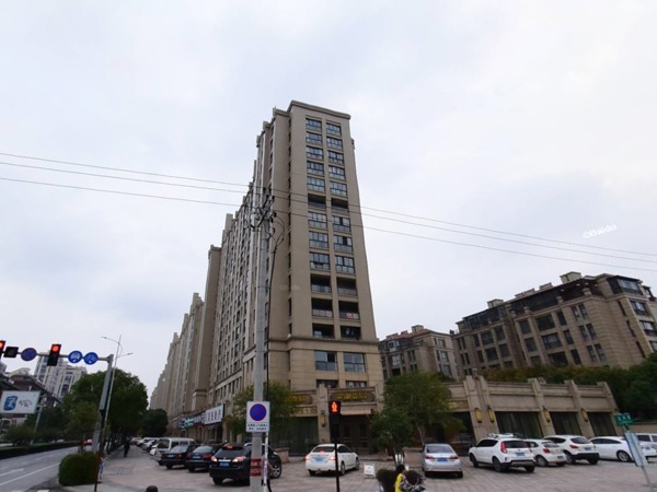 嘉興翠湖壹號(hào)小區(qū)陽(yáng)臺(tái)護(hù)欄、百葉窗案例