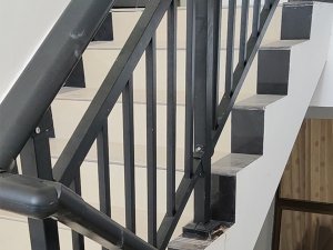 室內(nèi)樓梯護(hù)欄