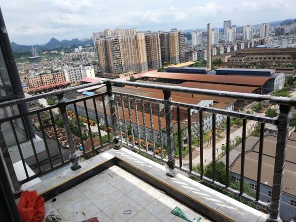 陽臺護欄的顏色有哪些？