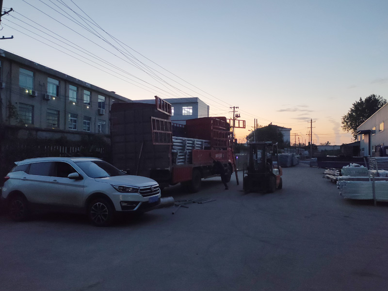 金用護(hù)欄2020年9月27日鋅鋼陽(yáng)臺(tái)護(hù)欄發(fā)貨！