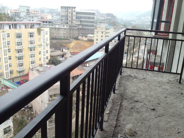 鋅鋼護欄顏色有哪些？