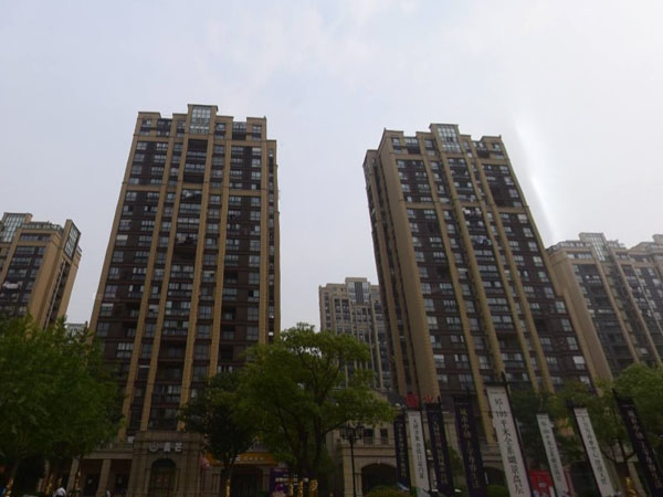 泰州正太周山匯水小區陽臺護欄、樓梯扶手定制