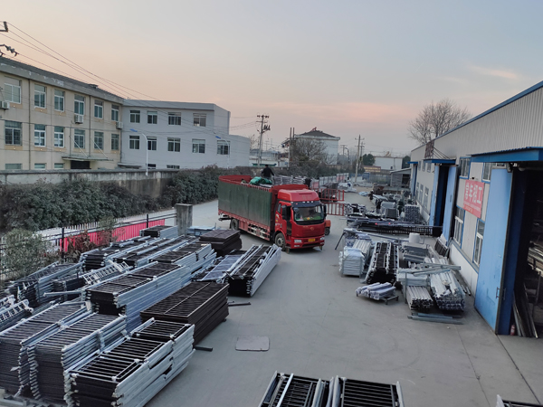 金用護(hù)欄2020年12月22日鋅鋼陽臺(tái)護(hù)欄發(fā)貨！