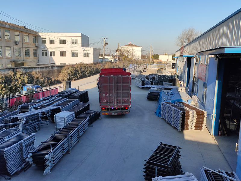 金用護欄2021年1月8日鋅鋼百葉窗發貨！