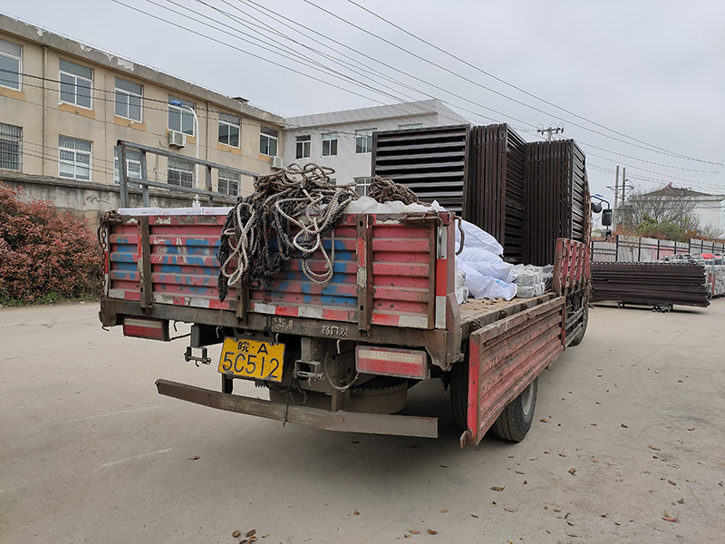 金用護欄2021年3月30日鋅鋼百葉窗發(fā)貨！