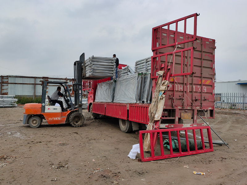 金用護(hù)欄2021年4月21日鋅鋼陽臺護(hù)欄發(fā)貨！