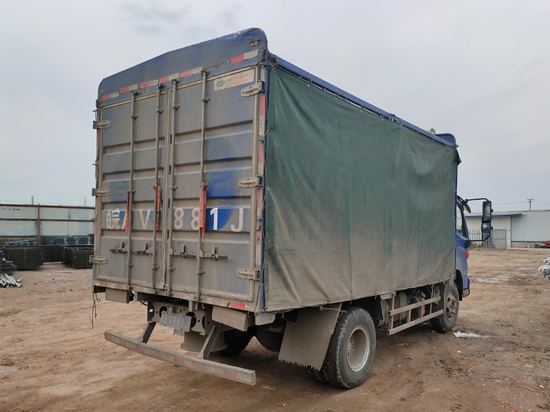 金用護欄2021年5月17日鋅鋼百葉窗發貨！