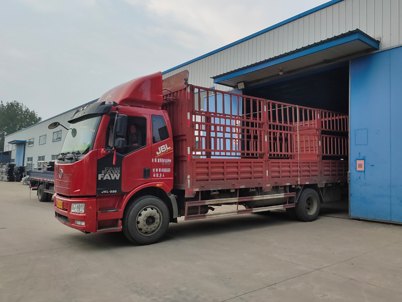 金用護(hù)欄2021年9月1日鋅鋼百葉窗發(fā)貨！