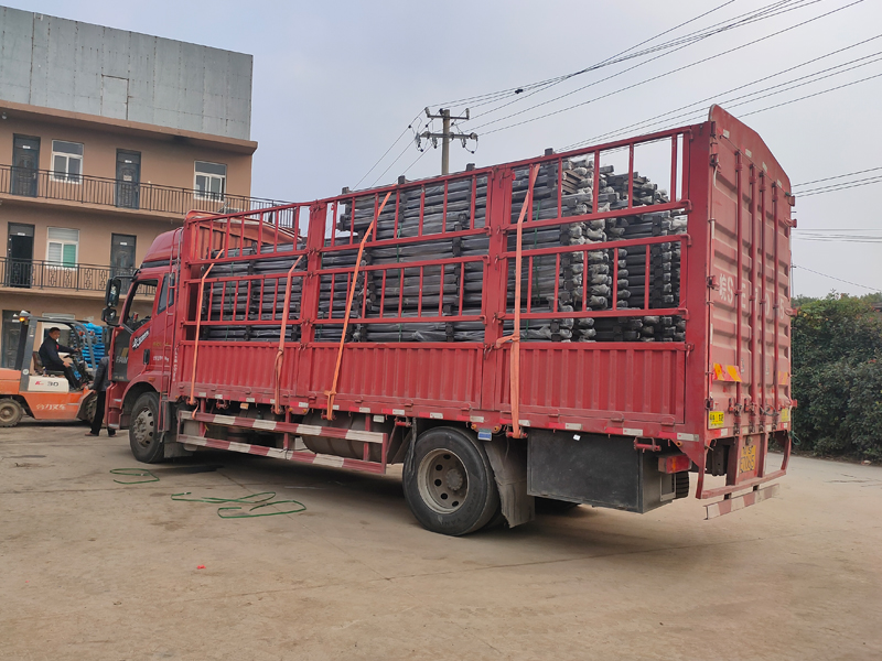 金用護(hù)欄2021年10月22日鋅鋼連廊護(hù)欄發(fā)貨！