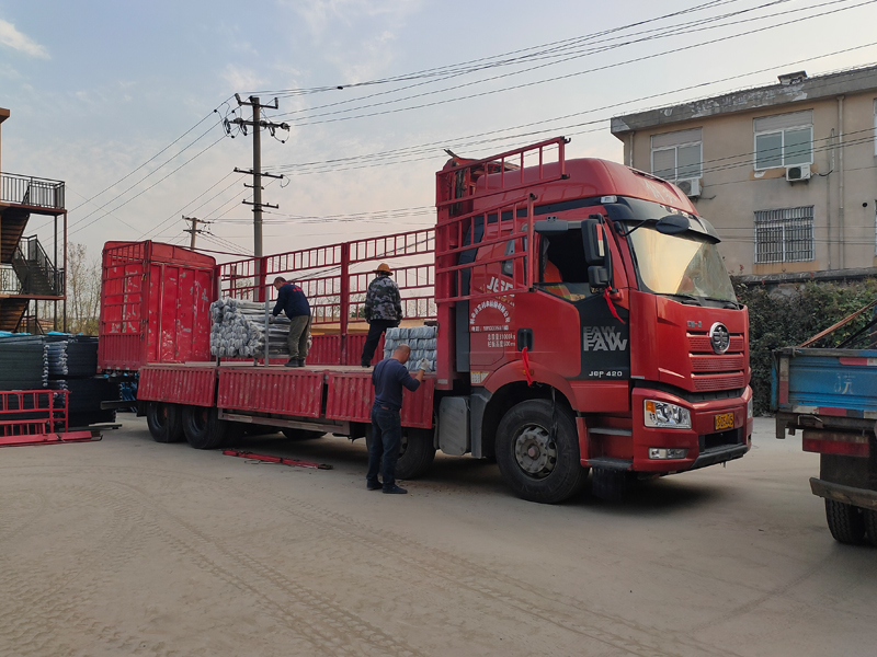 金用護欄2021年11月22日鋅鋼陽臺護欄發貨！