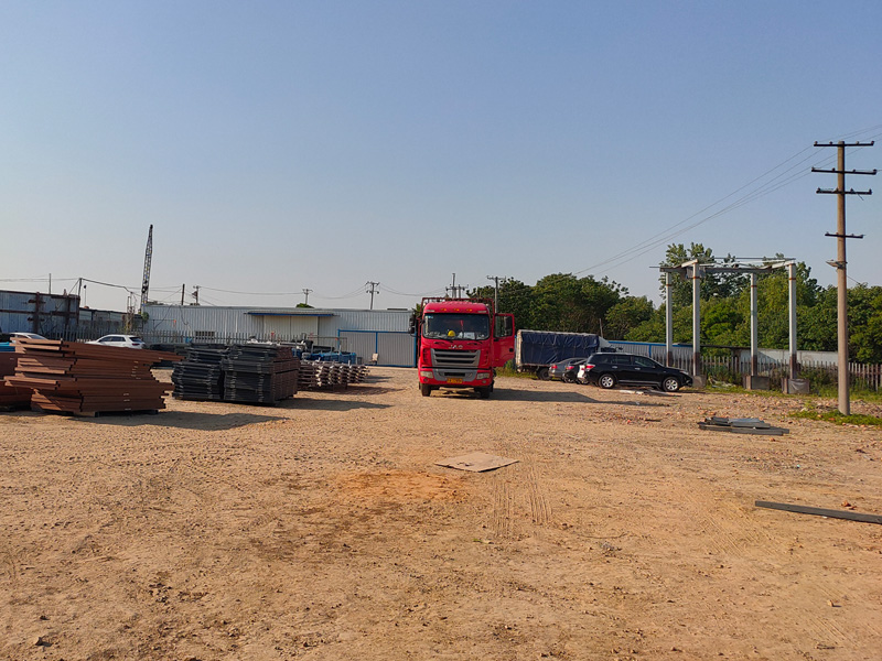 金用護欄2022年5月25日鋅鋼百葉窗裝車發貨！