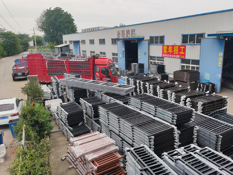 2023年7月13日鋁合金百葉窗裝車發貨！