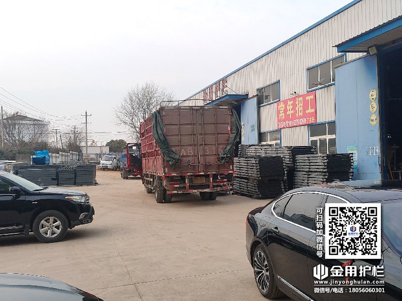 2024年1月26日鋅鋼百葉窗裝車發(fā)貨！