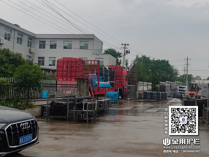 2024年6月21日鋅鋼飄窗欄桿裝車發貨！