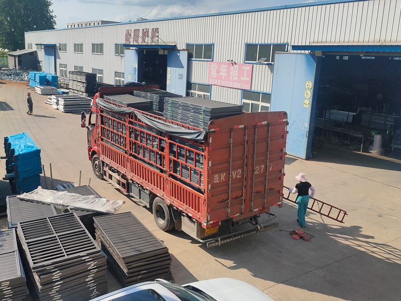 2024年7月26日鋅鋼百葉窗裝車發貨！