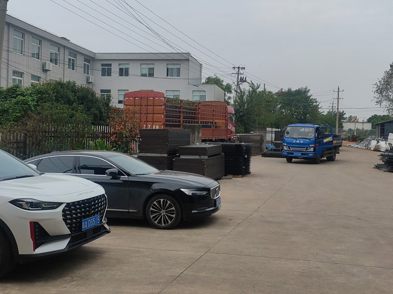 2024年10月14日鋅鋼百葉窗裝車(chē)發(fā)貨！