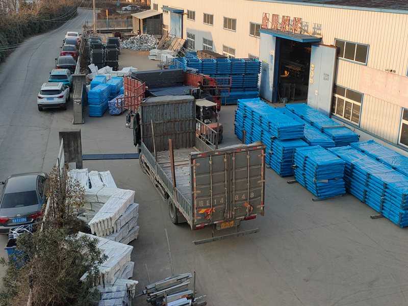 2024年12月31日鋅鋼百葉窗裝車發貨！